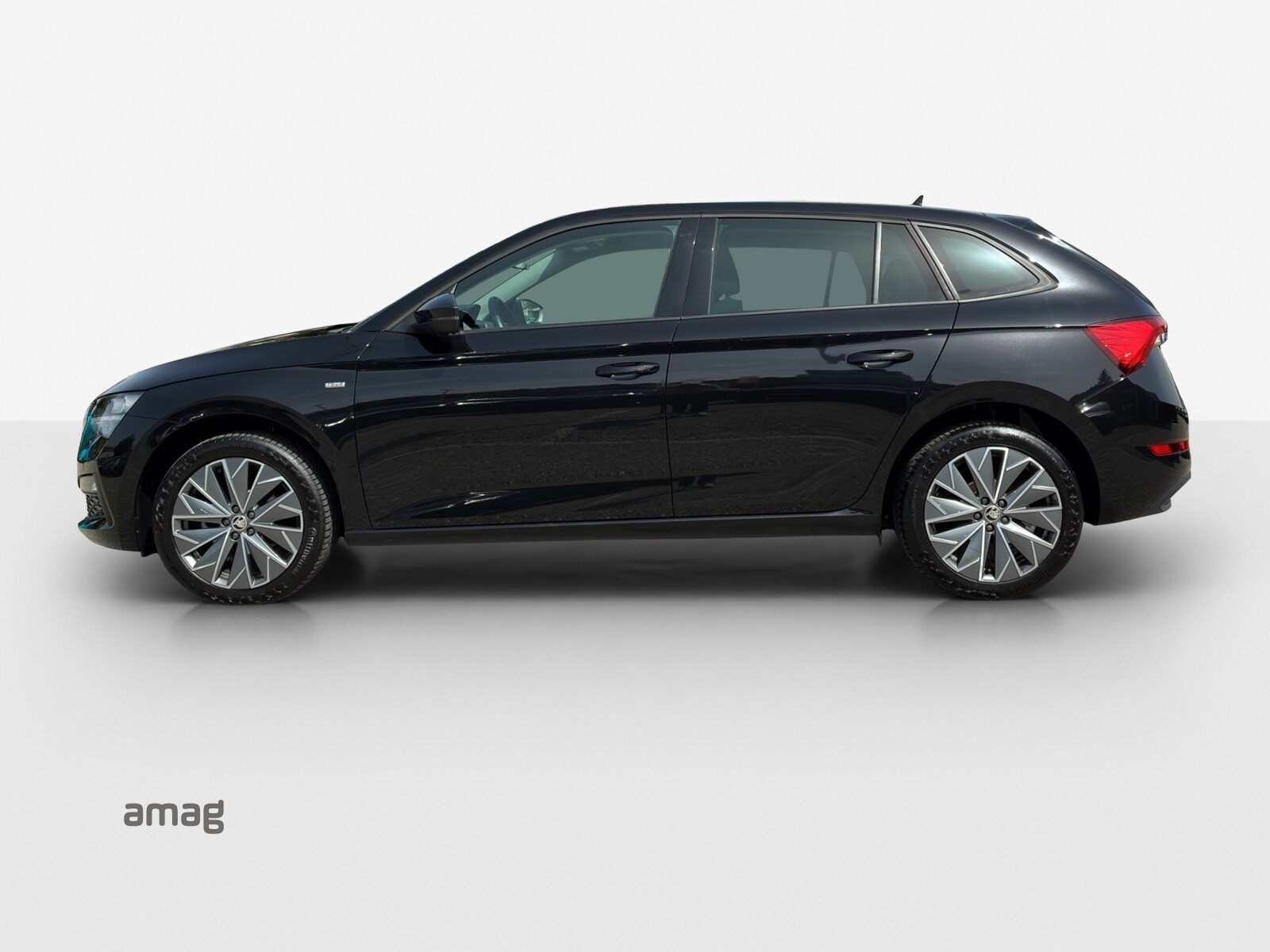 SKODA Scala «Tour» (NETTO), Benzina, Occasioni / Usate, Automatico - 2
