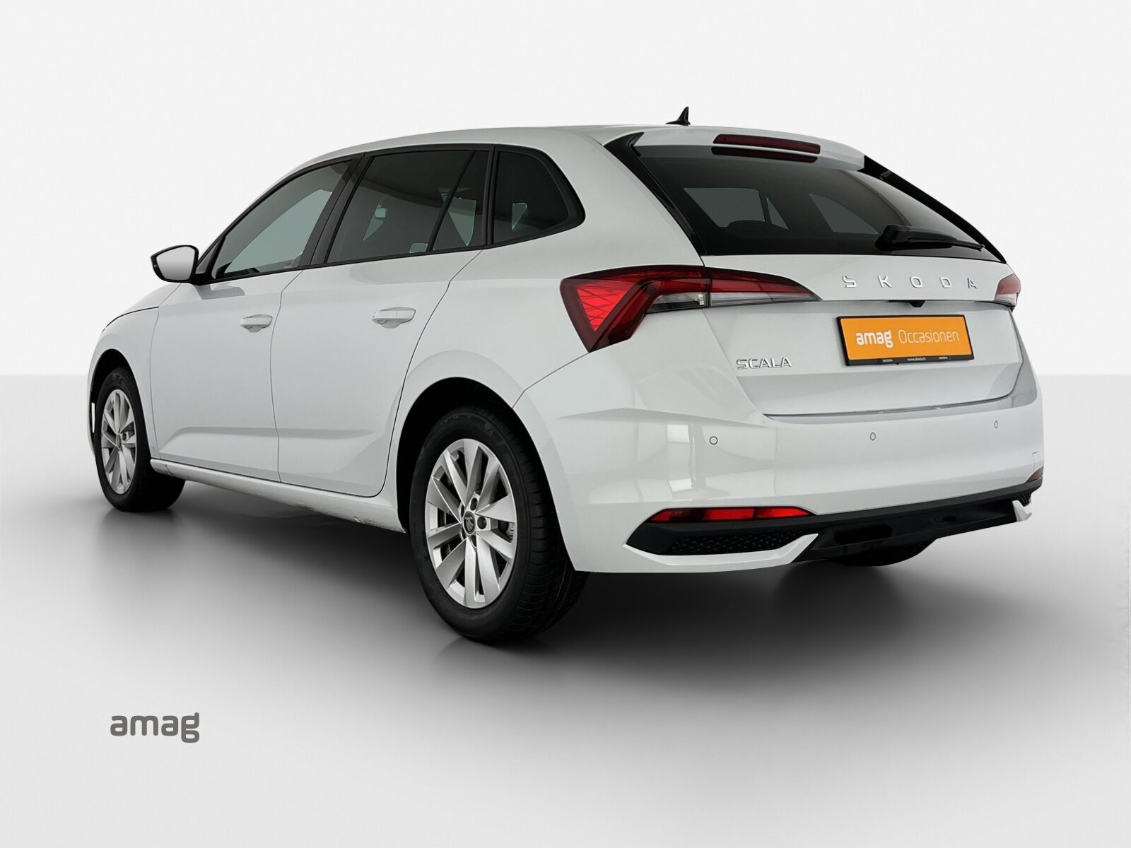SKODA Scala Selection, Petrol, Second hand / Used, Automatic - 3