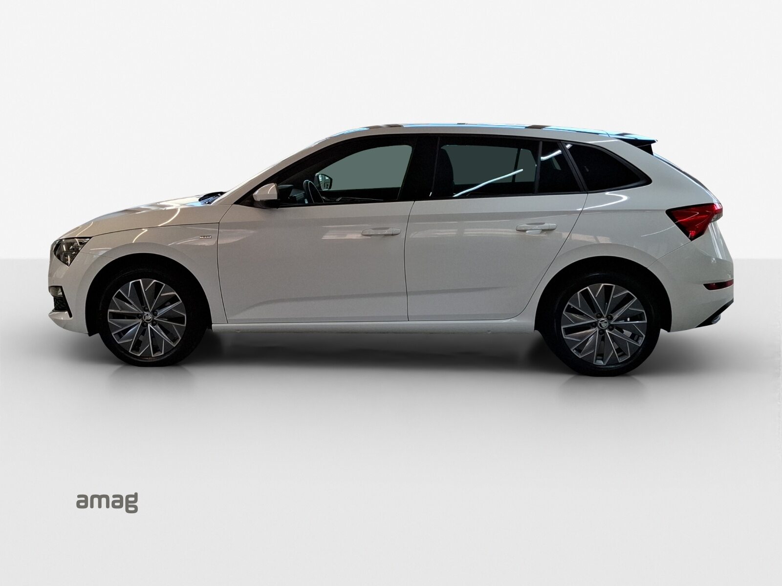 SKODA Scala «Tour» (NETTO), Benzin, Occasion / Gebraucht, Automatik - 2