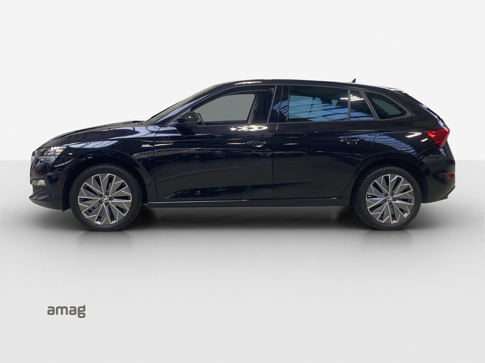 SKODA SCALA «Tour» (NETTO), Essence, Occasion / Utilisé, Manuelle - 2