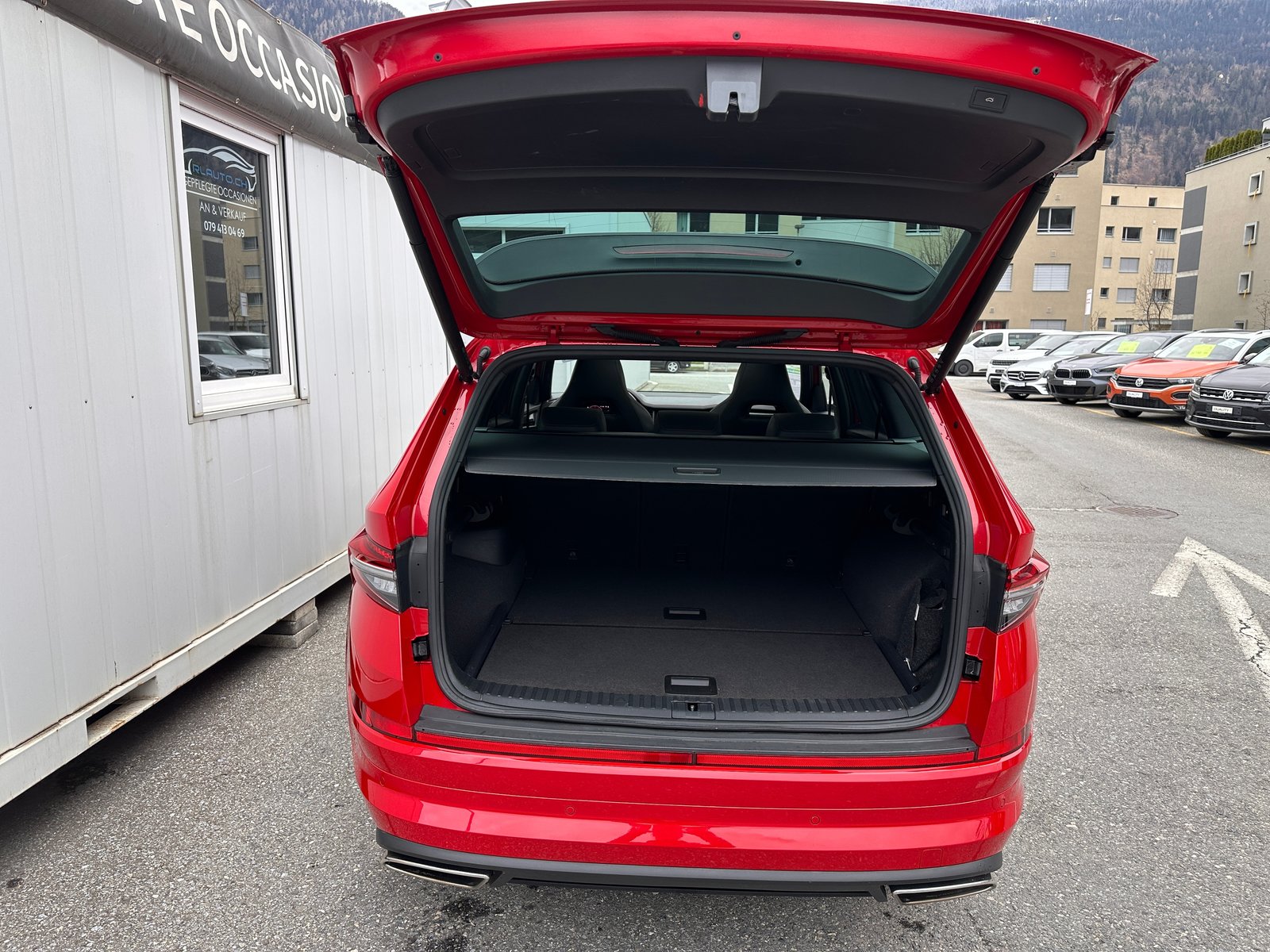 SKODA SKODA Kodiaq RS 4x4 PANORAMA * AHK * CH * 20 ALU*, Benzin, Occasion / Gebraucht, Automatik - 5