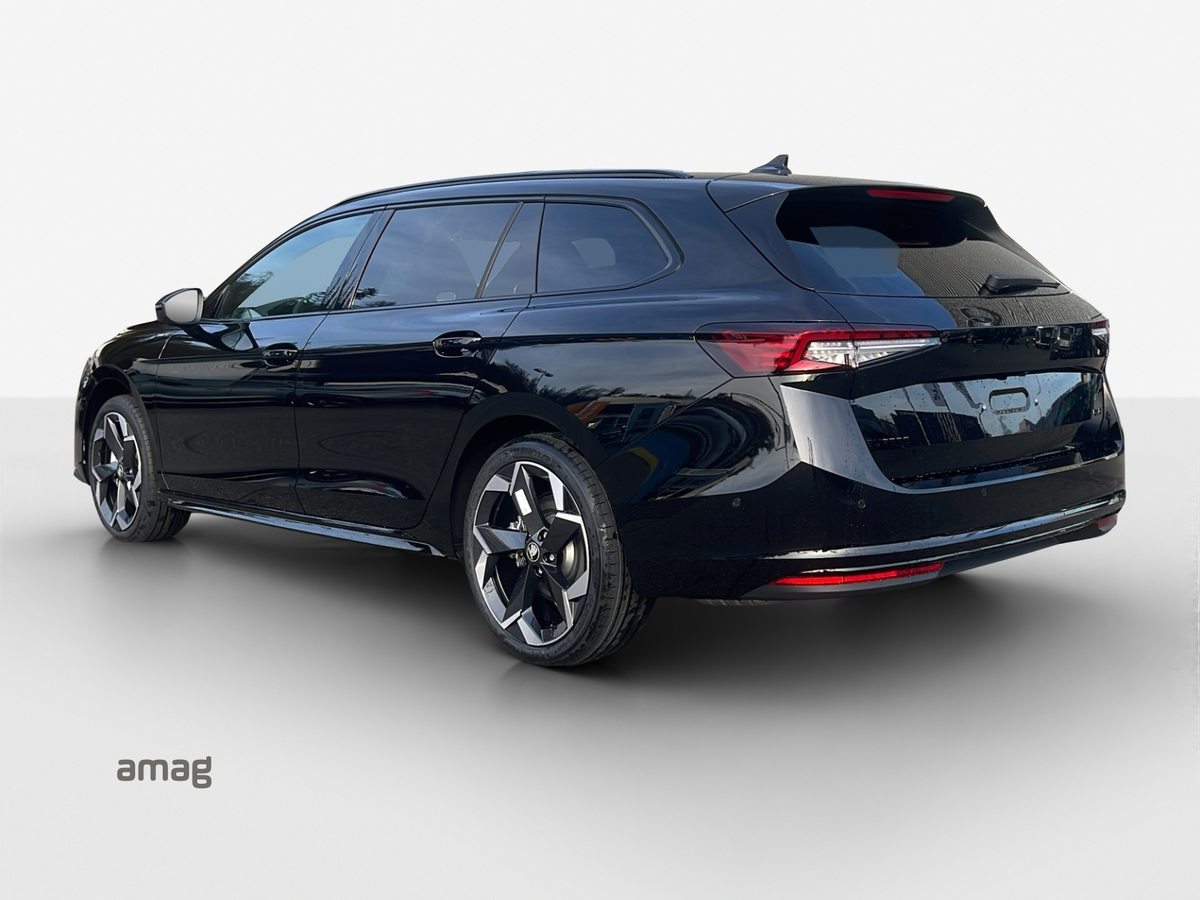 SKODA Superb Sportline, Petrol, New car, Automatic - 3