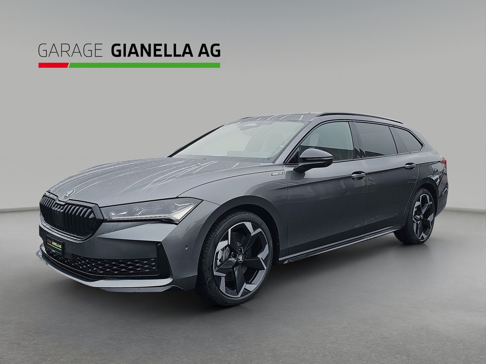 SKODA Superb Combi 2.0 TSI Sportline 4x4 DSG