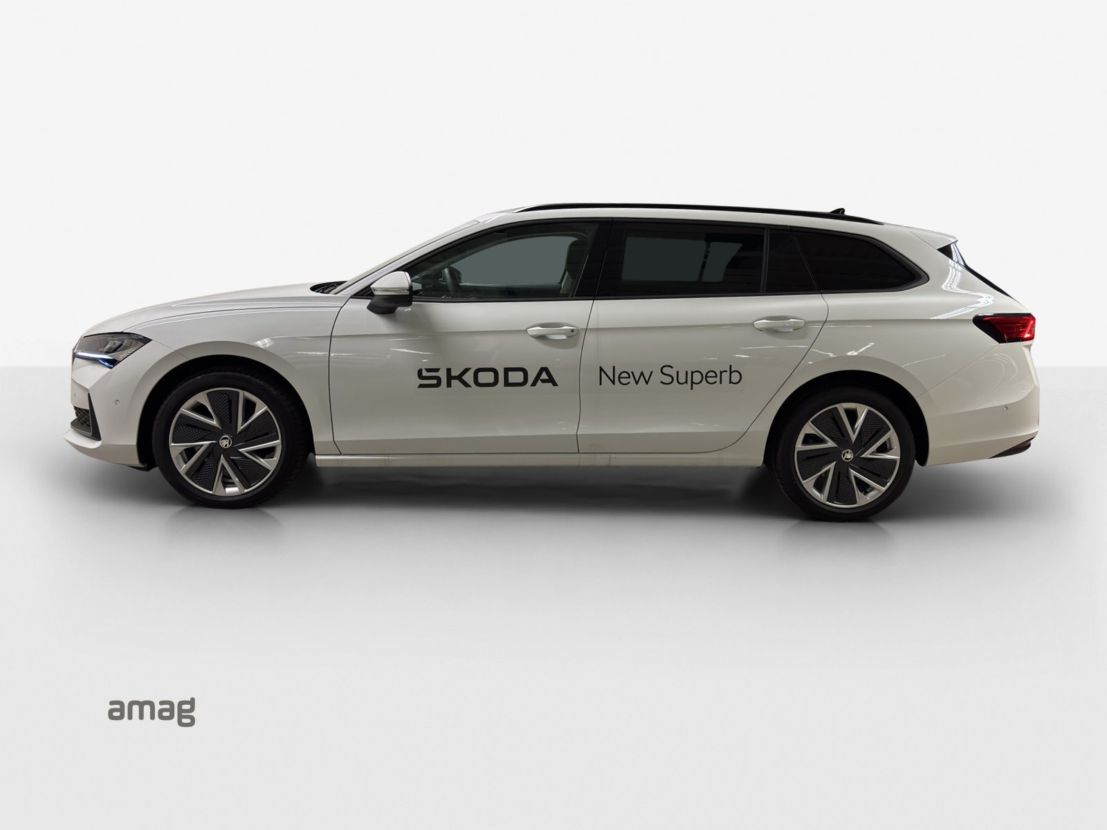 SKODA Superb Selection, Diesel, New car, Automatic - 3
