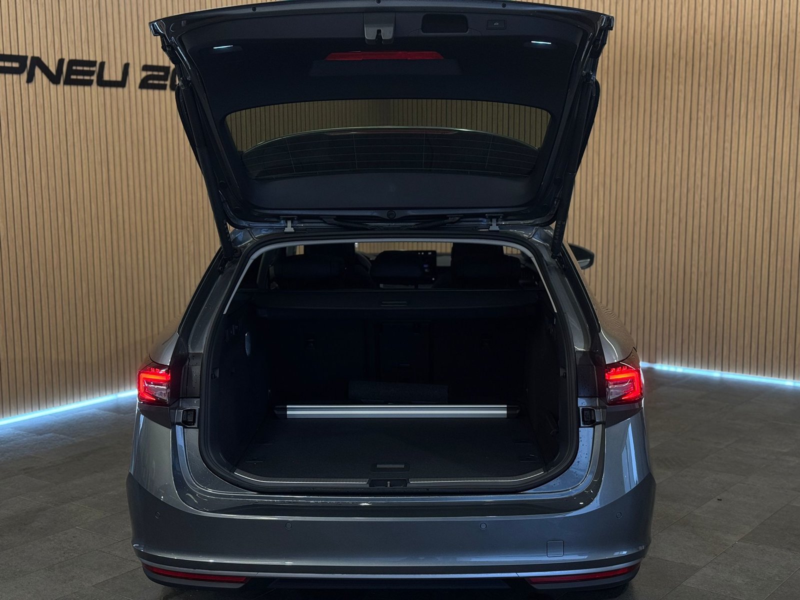 SKODA Superb Combi 2.0 TSI LK 4x4 DSG * 5 Jahre Garantie *, Benzin, Neuwagen, Automatik - 6