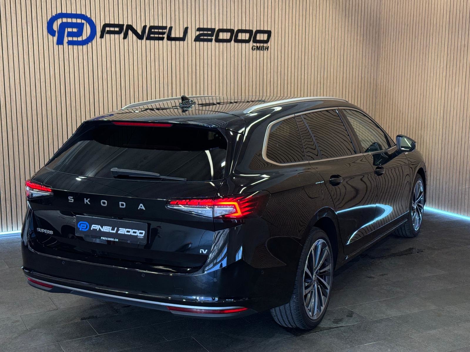 SKODA Superb Combi 1.5 TSI PHEV LK DSG * 5Jahre Garantie*, Plug-in-Hybrid Benzina/Elettrica, Auto nuove, Automatico - 3