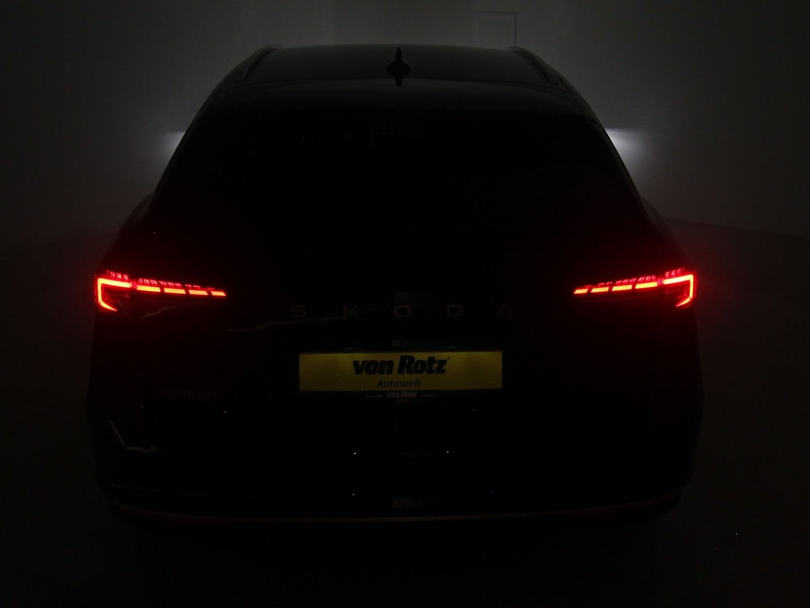 SKODA Superb 1.5 TSI Plug-in-Hybrid Sportline DSG, Hybride Rechargeable Essence/Électricité, Voiture nouvelle, Automatique - 4