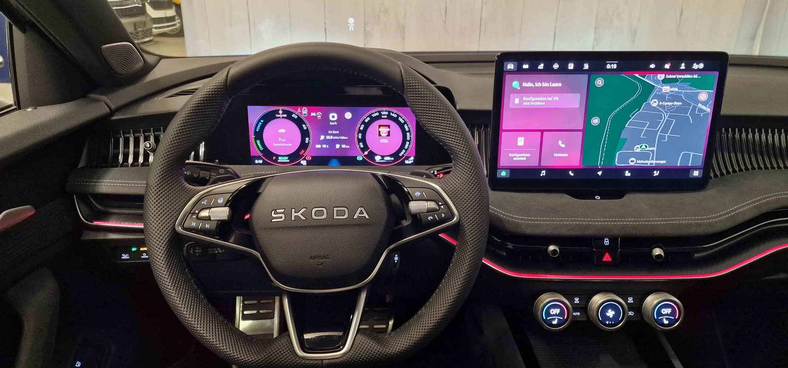 SKODA Superb iV Sportline, Voll-Hybrid Benzin/Elektro, Neuwagen, Automatik - 6