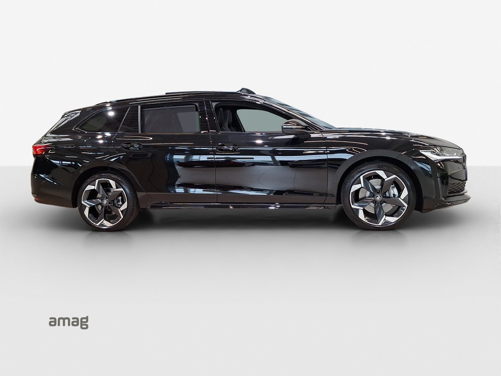 SKODA Superb iV Sportline, Hybride Intégral Essence/Électricité, Voiture nouvelle, Automatique - 2