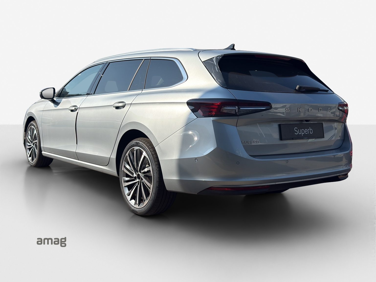 SKODA Superb L&K, Diesel, New car, Automatic - 3