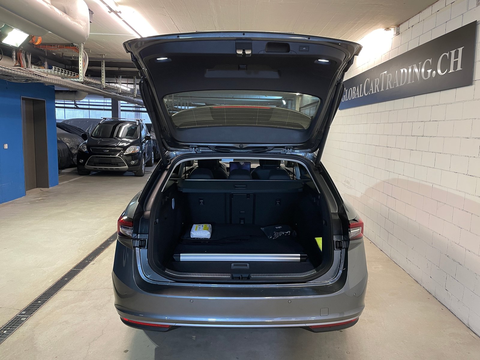 SKODA Superb Combi 2.0 TDi LK 4x4 DSG, Diesel, Voiture nouvelle, Automatique - 6