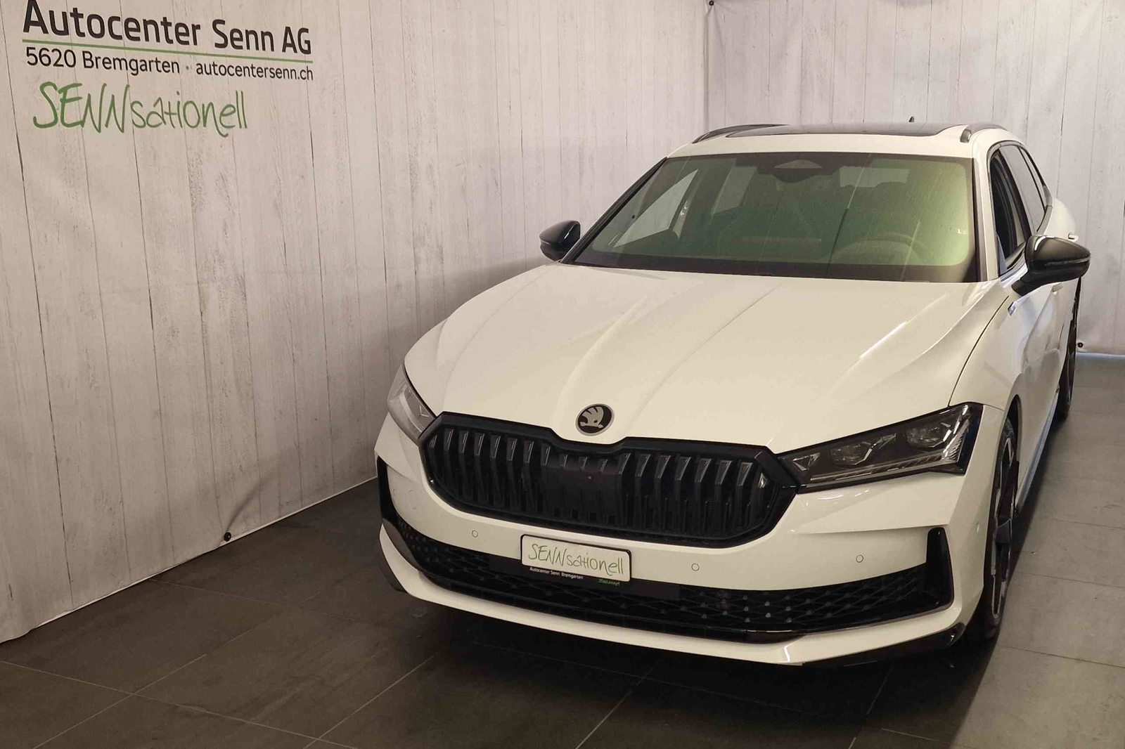 SKODA Superb Sportline, Benzina, Auto nuove, Automatico - 2