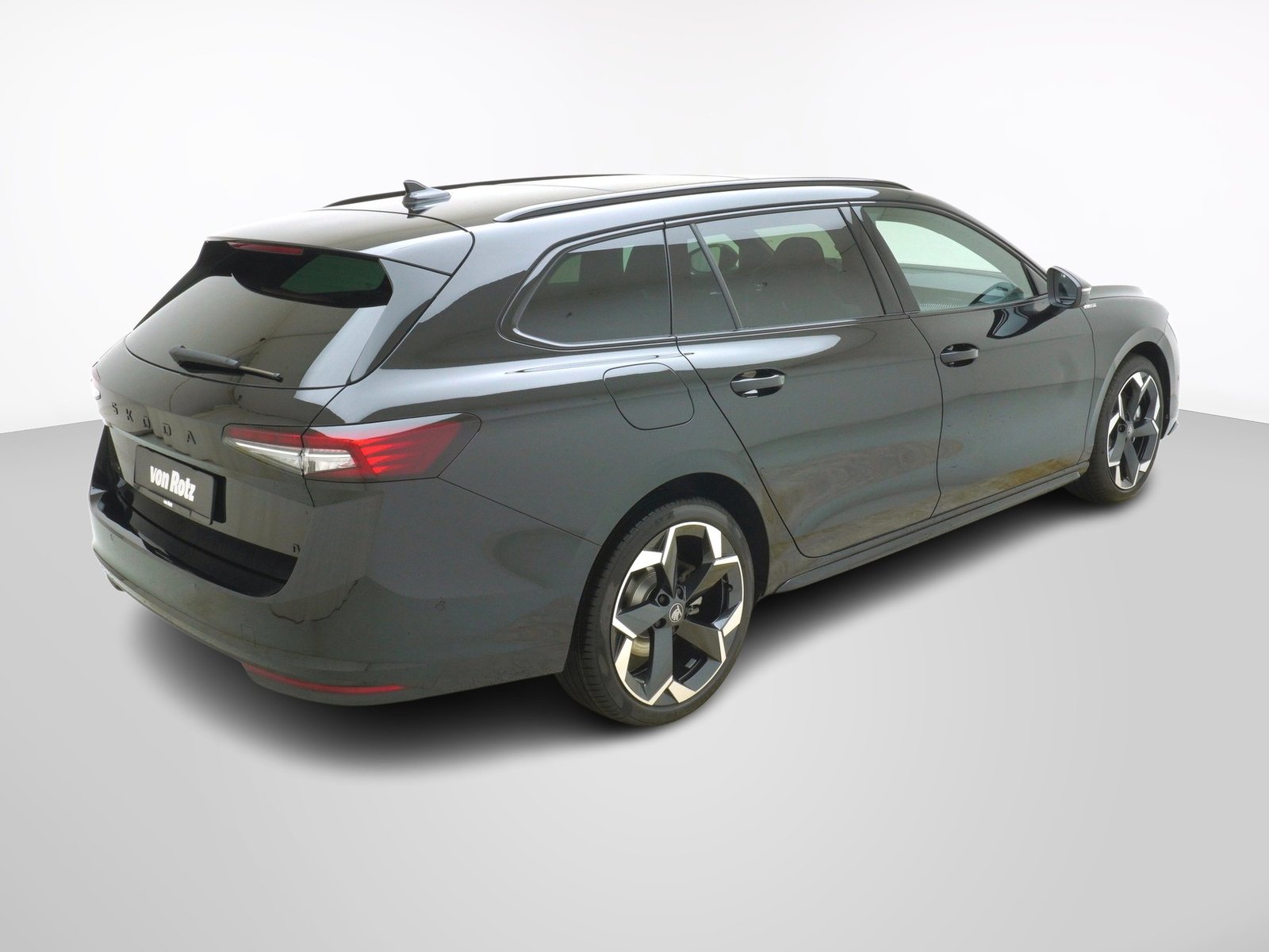 SKODA Superb 1.5 TSI Plug-in-Hybrid Sportline DSG, Plug-in-Hybrid Benzina/Elettrica, Auto nuove, Automatico - 5