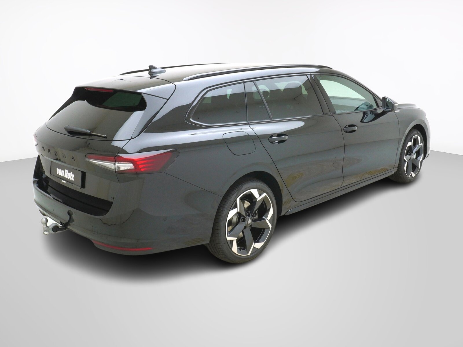 SKODA Superb 1.5 TSI Plug-in-Hybrid Sportline DSG, Plug-in-Hybrid Petrol/Electric, New car, Automatic - 5