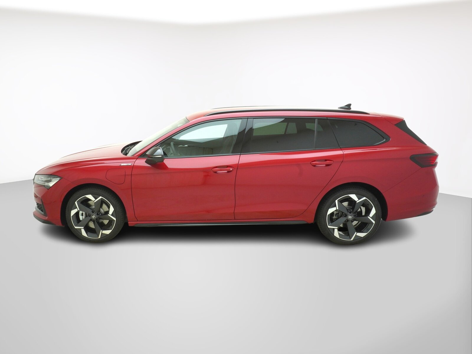 SKODA Superb 1.5 TSI Plug-in-Hybrid Sportline DSG, Plug-in-Hybrid Benzin/Elektro, Neuwagen, Automatik - 2