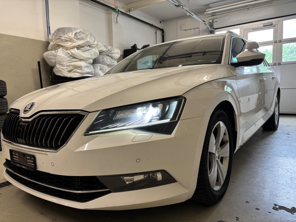 SKODA SUPERB 2.0 TSI 280 Style 4x4 DSG, Benzin, Occasion / Gebraucht, Automatik - 3