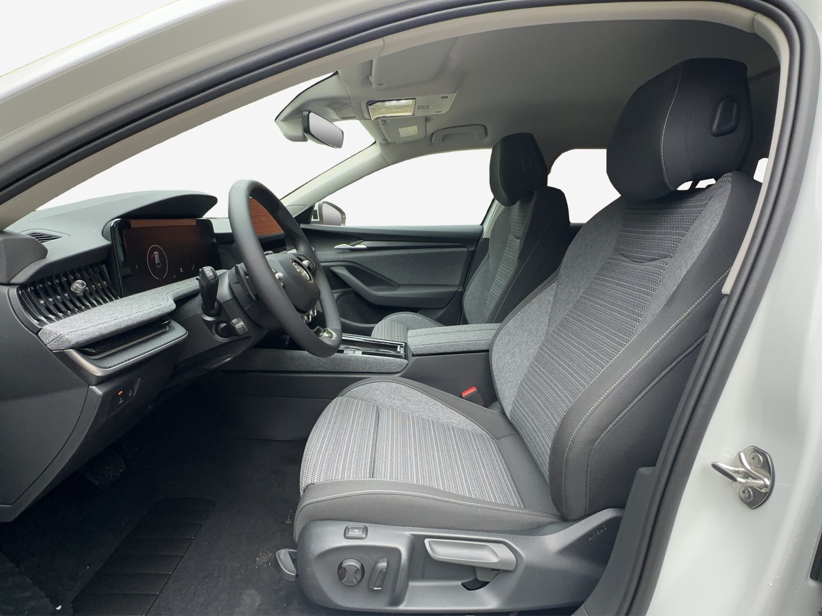 SKODA Superb Selection, Diesel, Occasioni / Usate, Automatico - 7