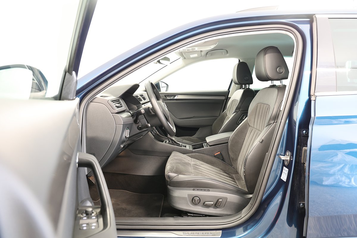 SKODA Superb Combi 2.0 TDi Style DSG, Diesel, Occasion / Utilisé, Automatique - 6