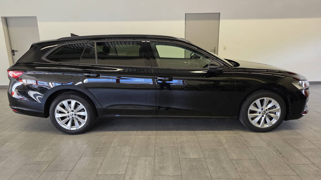 SKODA Superb Combi 2.0 TDI Selection 4x4 DSG, Diesel, Occasion / Gebraucht, Automatik - 2