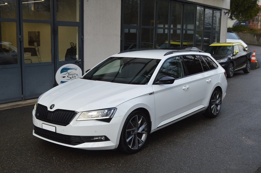 SKODA Superb Combi 2.0 TDi Sport Line 4x4 DSG I Anhängerkupplung, Diesel, Second hand / Used, Automatic - 3