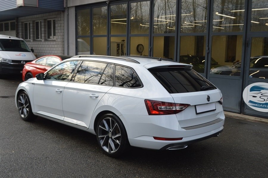SKODA Superb Combi 2.0 TDi Sport Line 4x4 DSG I Anhängerkupplung, Diesel, Second hand / Used, Automatic - 5