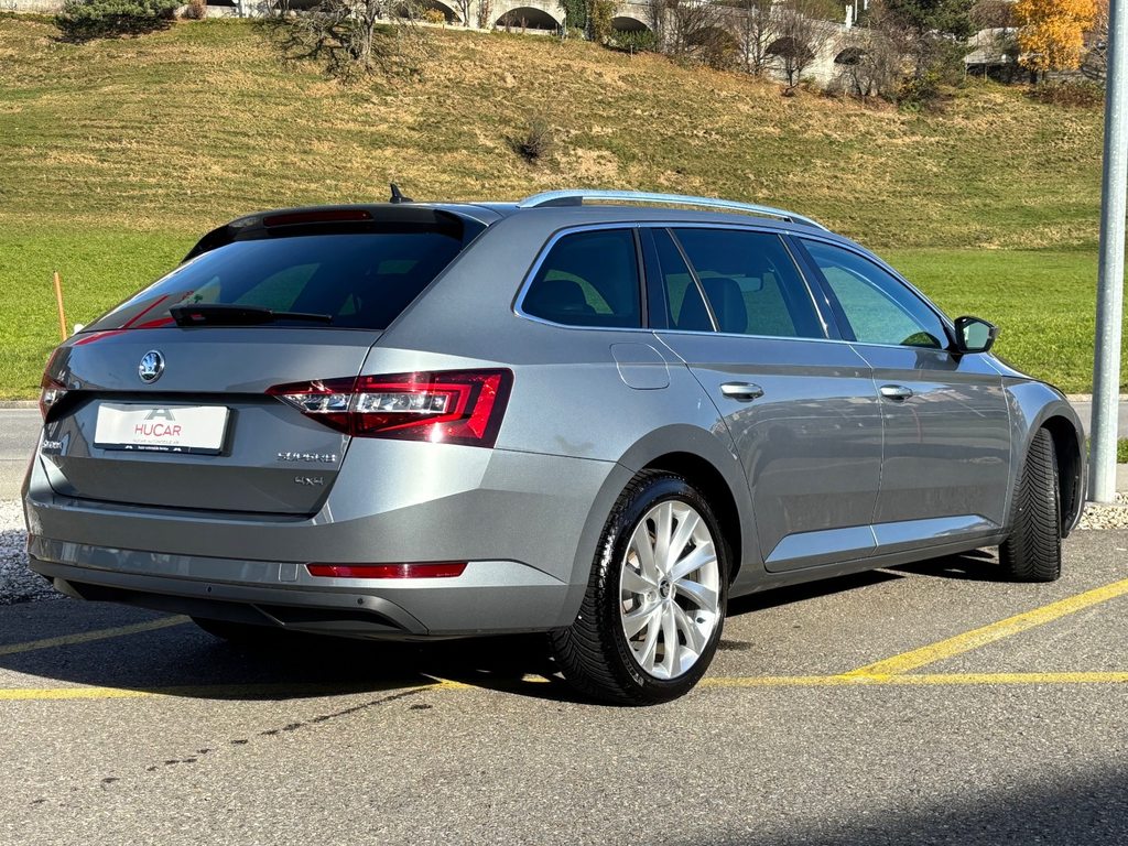 SKODA Superb Combi 2.0 TDi DSG Style 4x4, Diesel, Occasion / Gebraucht, Automat - 3
