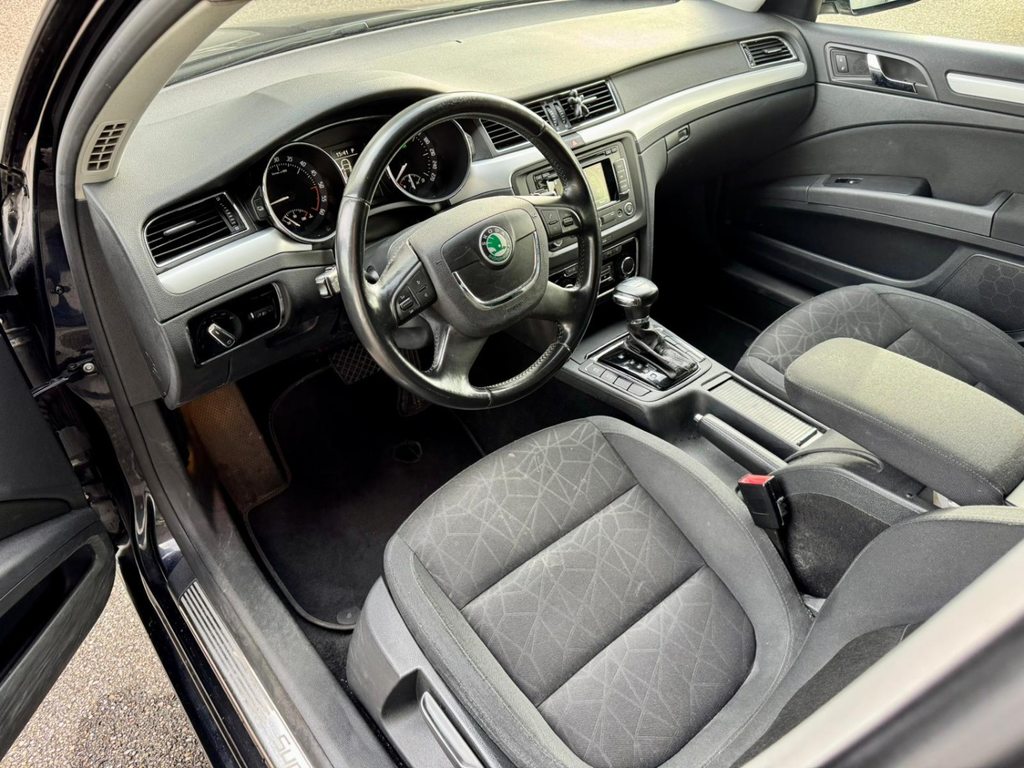 SKODA Superb Combi 2.0 TDI 140 Abt.Family DSG, Diesel, Occasion / Utilisé, Automatique - 6