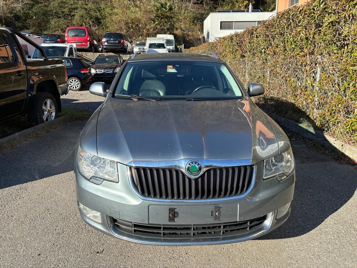 SKODA Superb Combi 1.8 TSI Ambition DSG, Benzina, Occasioni / Usate, Automatico - 4
