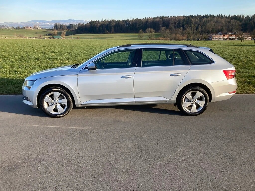 SKODA Superb Combi 2.0 TDi Ambition 4x4 DSG mit Anhängerkupplung, Diesel, Second hand / Used, Automatic - 5