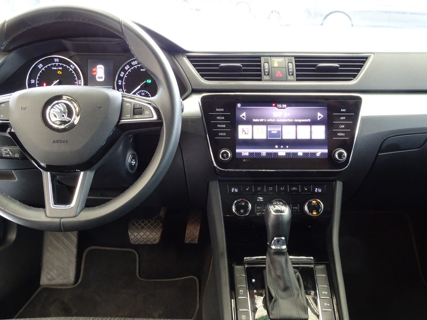 SKODA Superb Combi 2.0 TDi Ambition 4x4 DSG, Diesel, Occasion / Utilisé, Automatique - 4