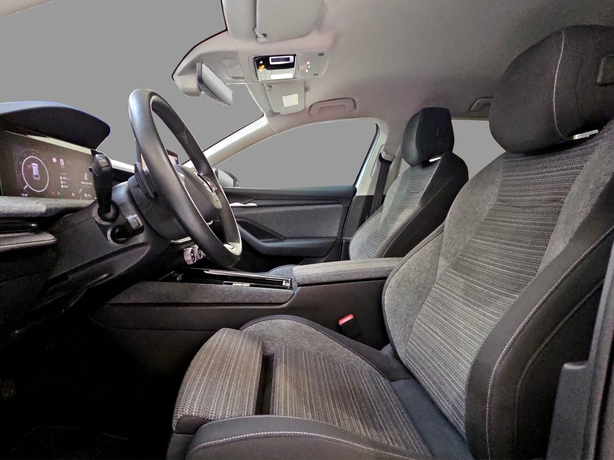 SKODA Superb Combi 2.0 TDI Selection 4x4 DSG, Diesel, Occasion / Gebraucht, Automat - 6