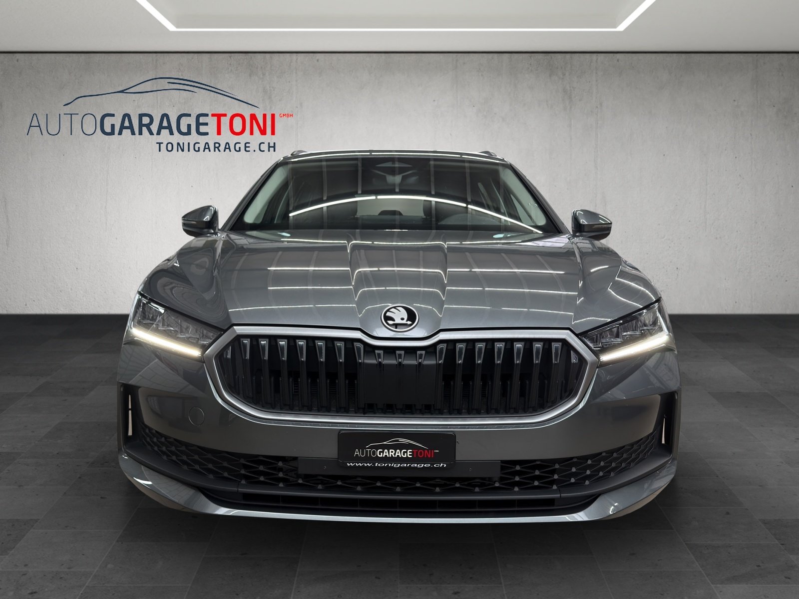 SKODA Superb Combi 1.5 eTSI Selection DSG *Werksgarantie bis, Mild-Hybrid Petrol/Electric, Second hand / Used, Automatic - 3