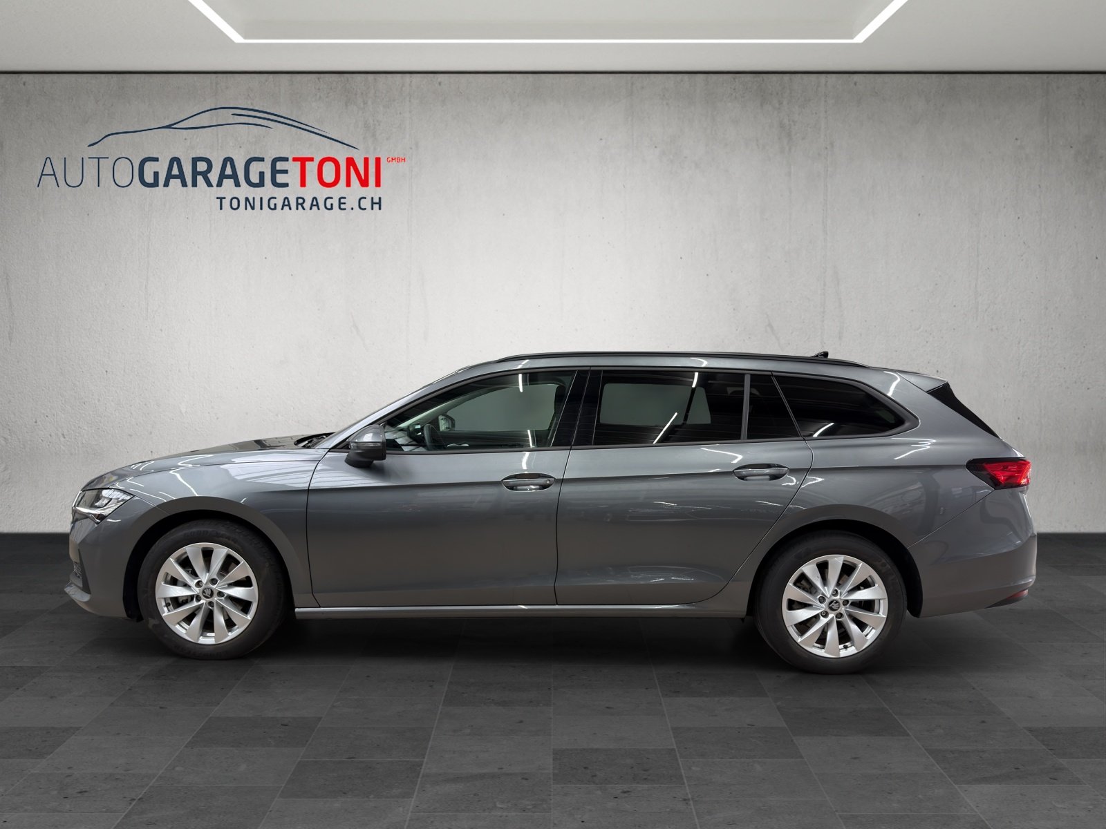 SKODA Superb Combi 1.5 eTSI Selection DSG *Werksgarantie bis, Mild-Hybrid Petrol/Electric, Second hand / Used, Automatic - 4