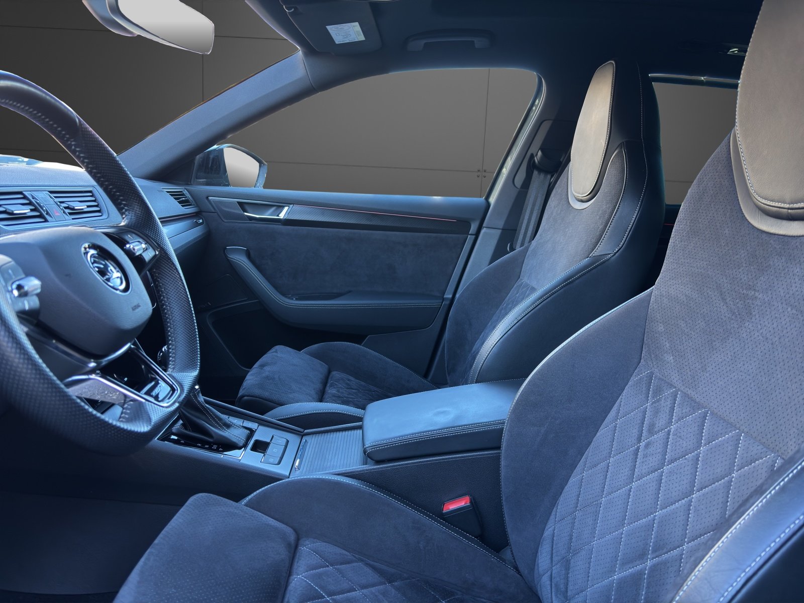 SKODA Superb 1.4 TSI Sport Line PHEV DSG, Hybride Rechargeable Essence/Électricité, Occasion / Utilisé, Automatique - 3