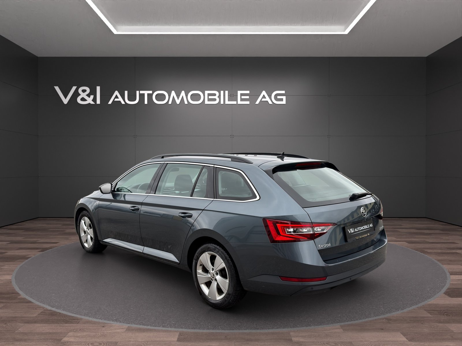 SKODA Superb Combi 2.0 TDi Ambition DSG, Diesel, Occasion / Utilisé, Automatique - 4