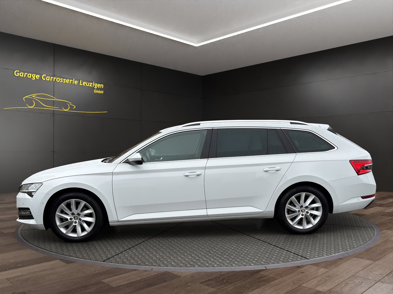 SKODA Superb Combi 2.0 TDi Style DSG, Diesel, Occasion / Utilisé, Automatique - 7