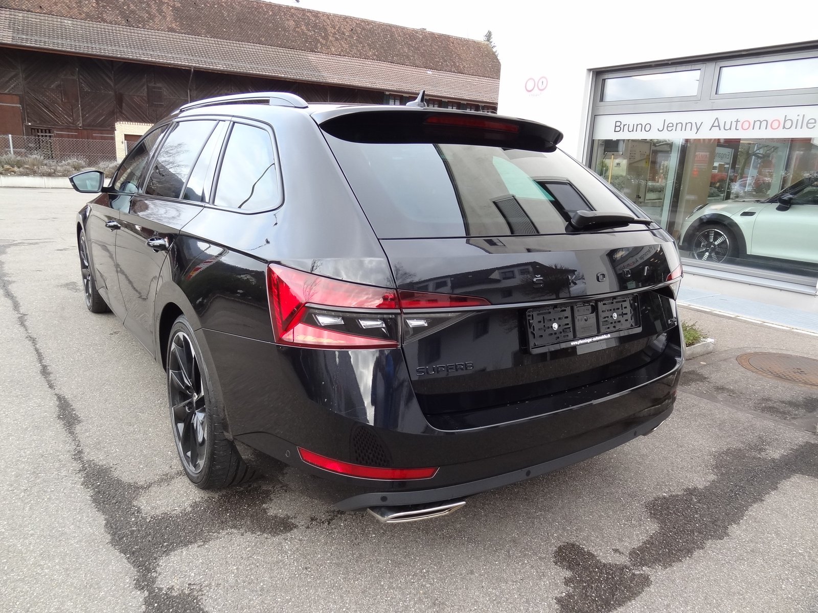 SKODA Superb Combi 2.0 TSI SportLine Light 4x4 DSG, Benzin, Occasion / Gebraucht, Automatik - 4