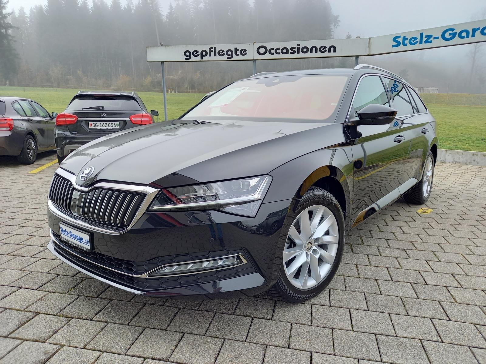 SKODA Superb Combi 2.0 TDI 200 Style 4x4 DSG