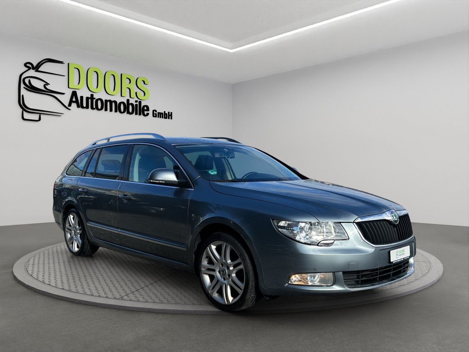 SKODA Superb Combi 2.0 TSI Ambition DSG