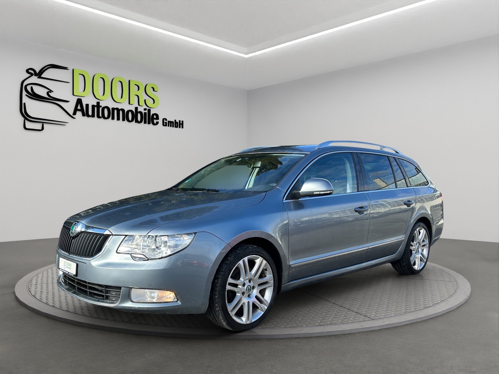 SKODA Superb Combi 2.0 TSI Ambition DSG, Petrol, Second hand / Used, Automatic - 3