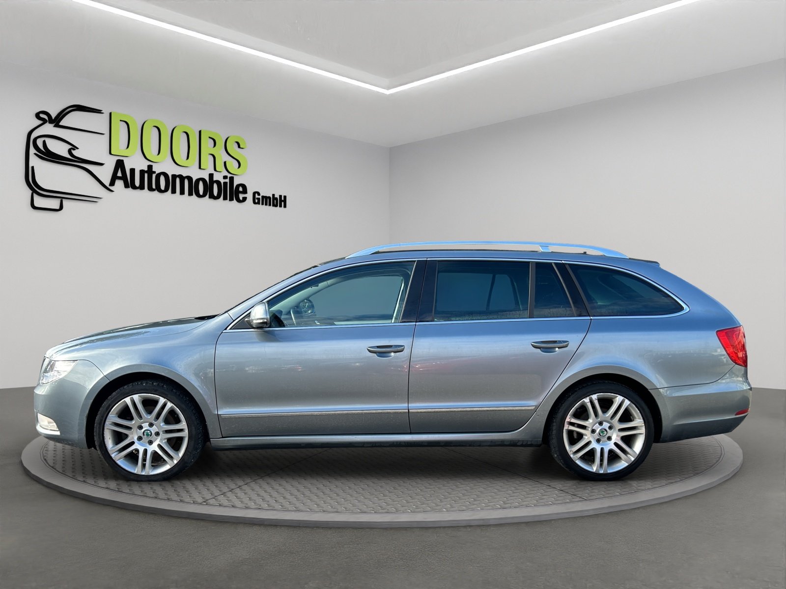SKODA Superb Combi 2.0 TSI Ambition DSG, Petrol, Second hand / Used, Automatic - 6