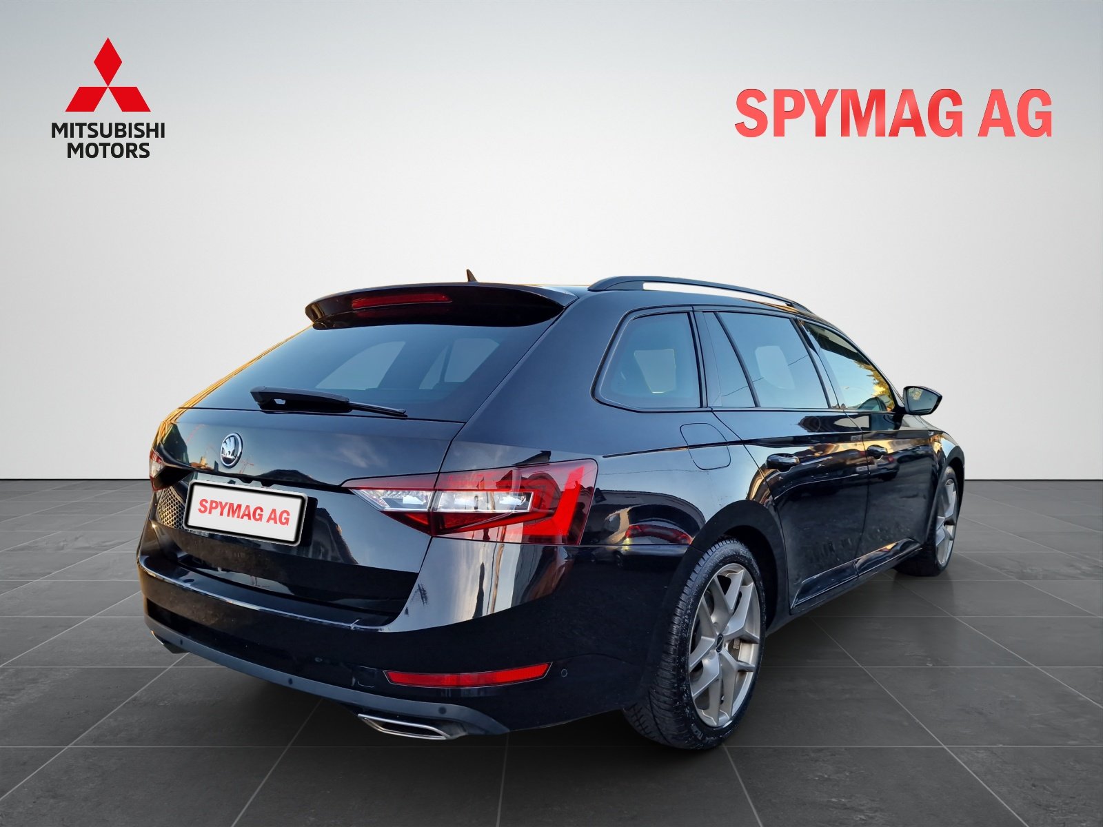 SKODA Superb Combi 2.0 TSI SportLine+ DSG 4x4, Petrol, Second hand / Used, Automatic - 3