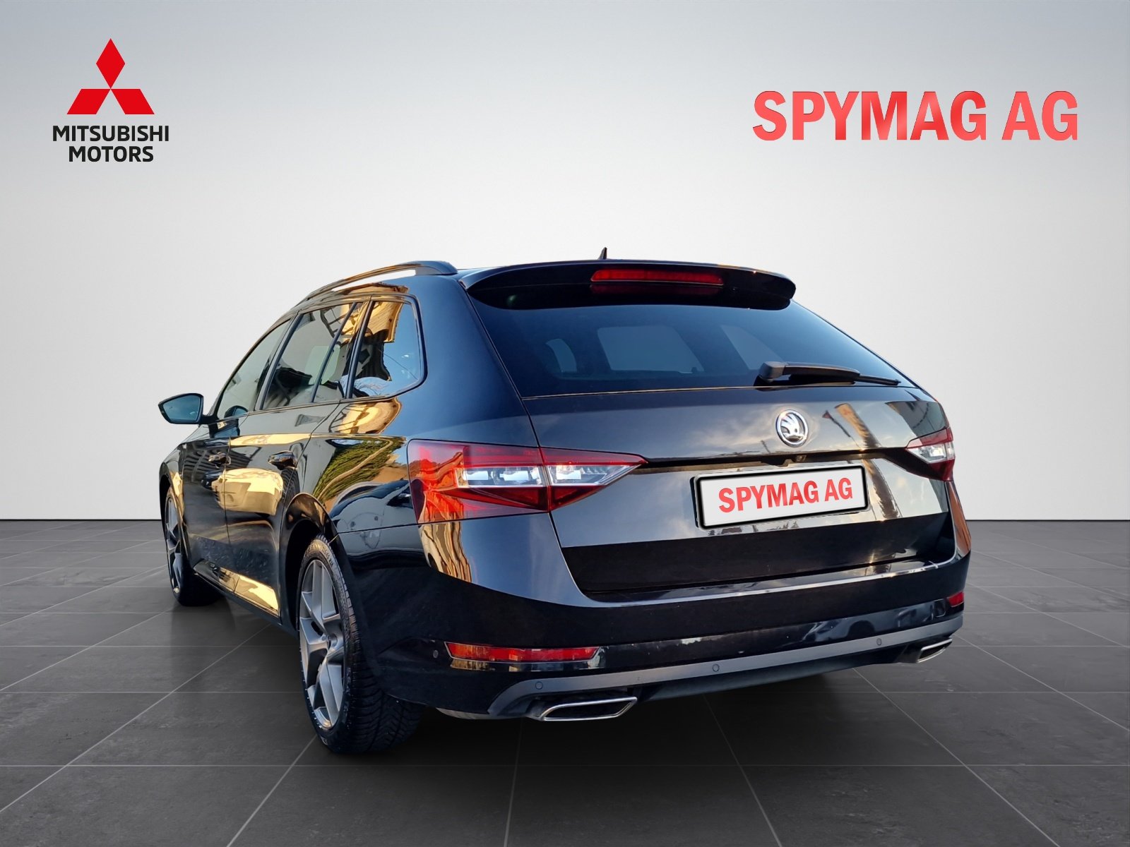 SKODA Superb Combi 2.0 TSI SportLine+ DSG 4x4, Petrol, Second hand / Used, Automatic - 4