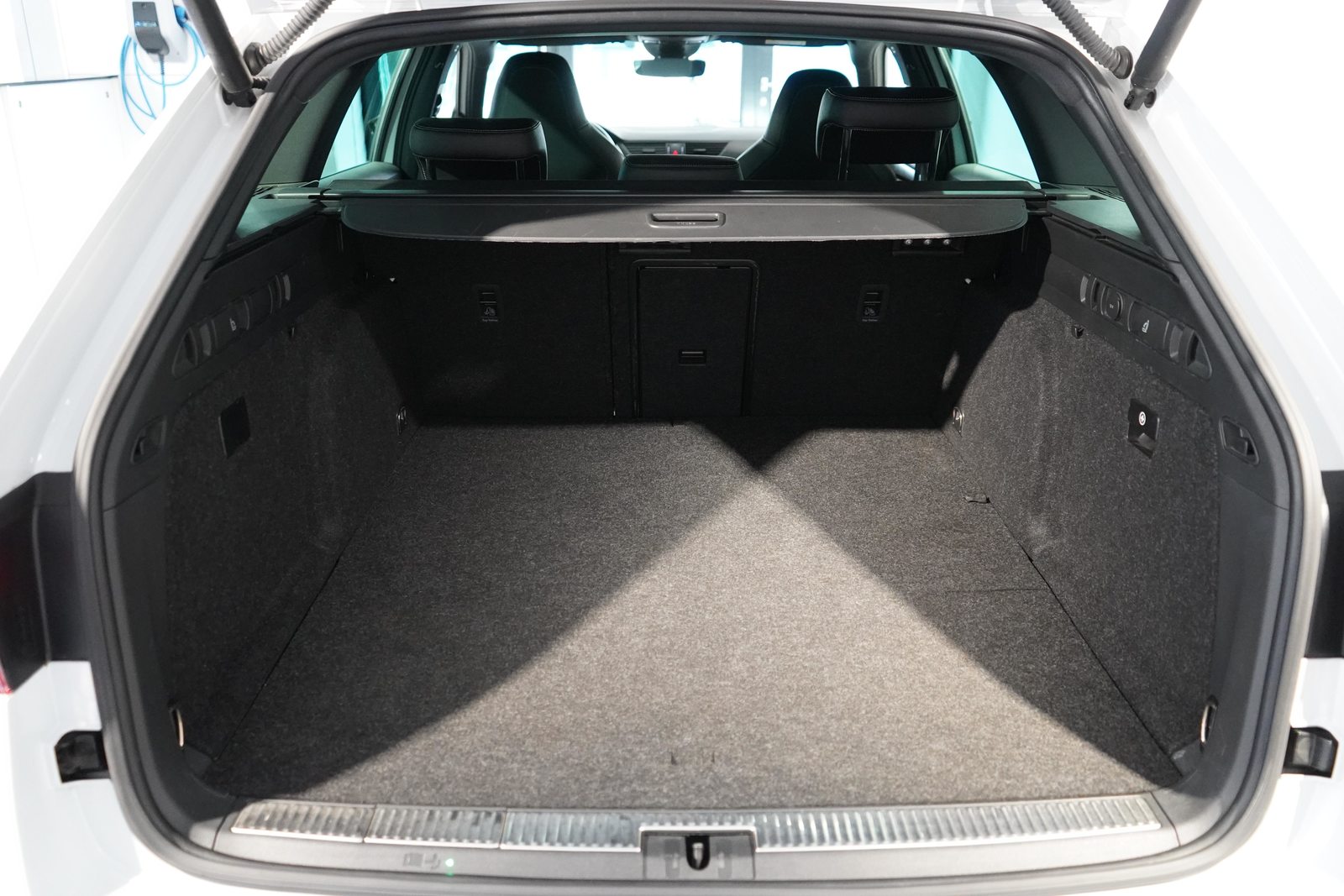 SKODA Superb Combi 1.4 TSI PHEV SportLine DSG, Hybride Rechargeable Essence/Électricité, Occasion / Utilisé, Automatique - 5