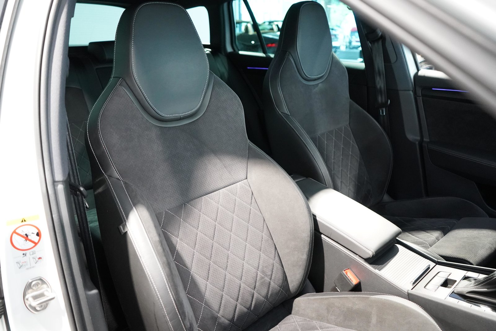 SKODA Superb Combi 1.4 TSI PHEV SportLine DSG, Hybride Rechargeable Essence/Électricité, Occasion / Utilisé, Automatique - 7
