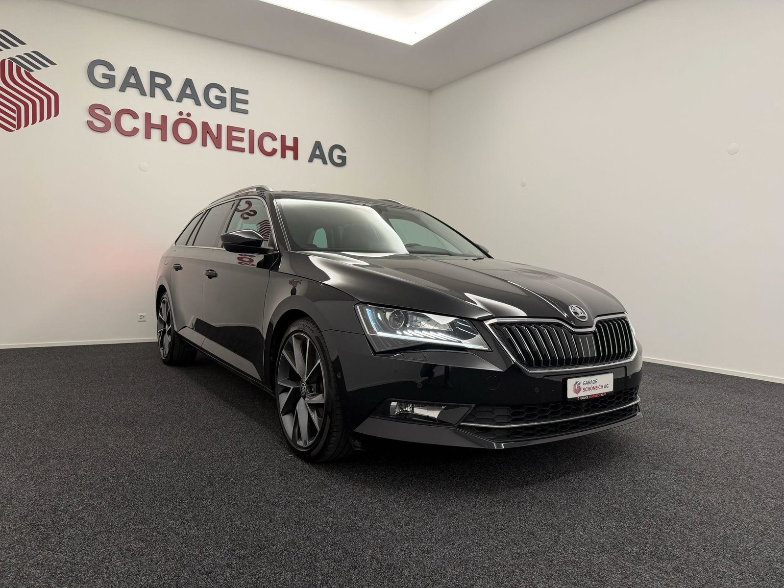 SKODA Superb Combi 2.0 TDI 190 Style 4x4 DSG, Diesel, Second hand / Used, Automatic - 3