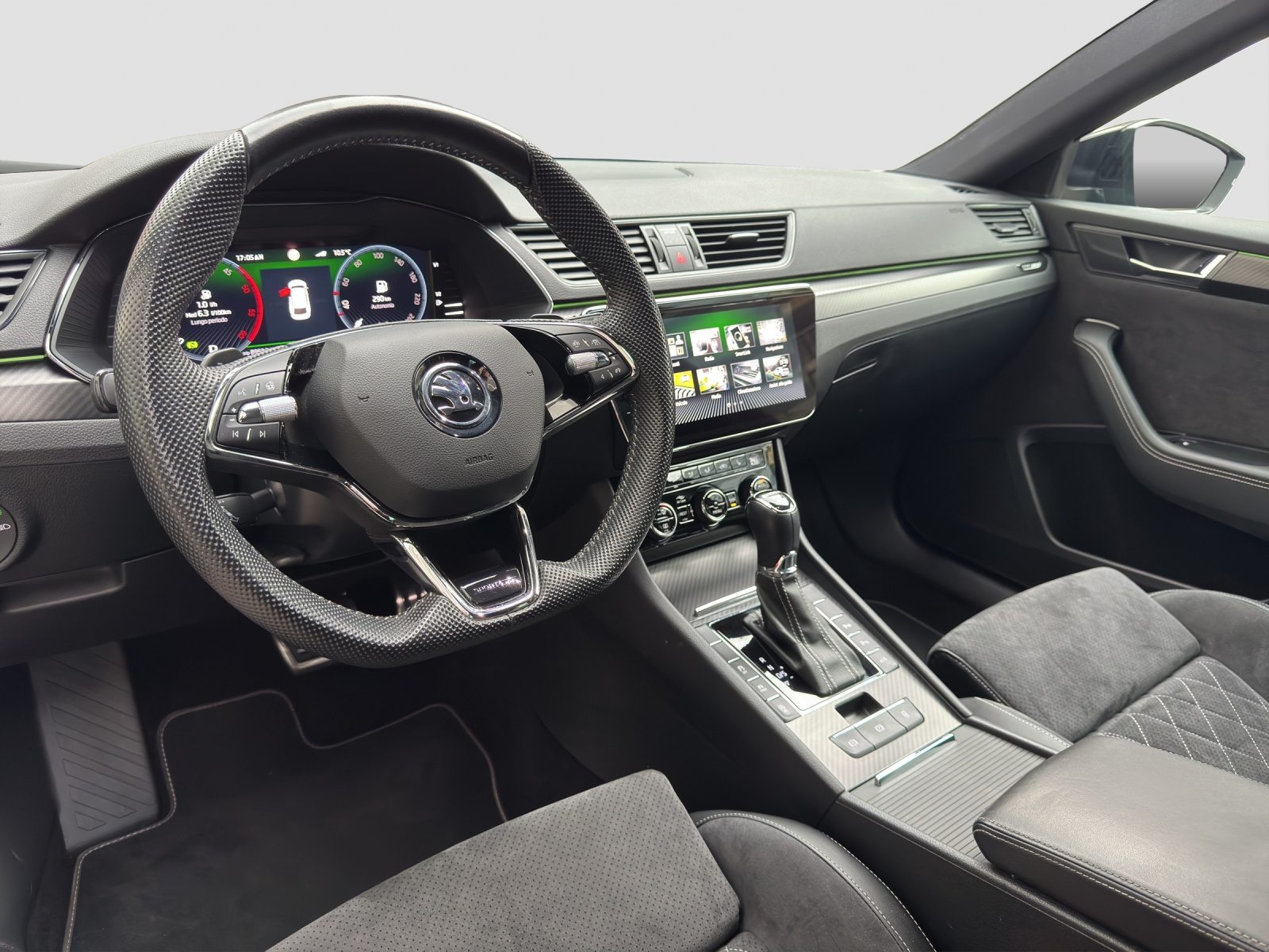 SKODA SUPERB Sportline "Light", Diesel, Occasion / Utilisé, Automatique - 7