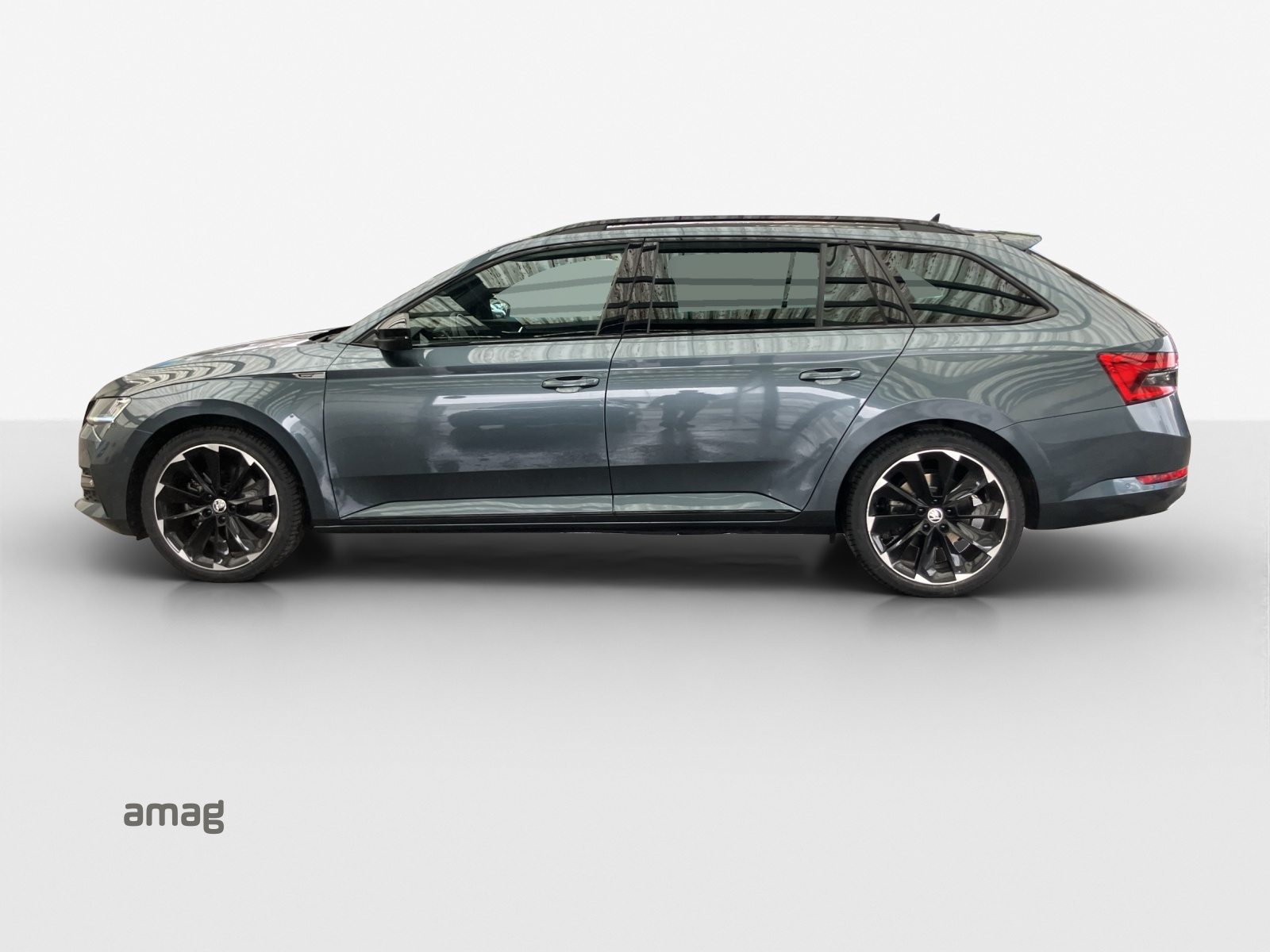 SKODA SUPERB iV SportLine Plug-In-Hybrid, Hybride Intégral Essence/Électricité, Occasion / Utilisé, Automatique - 2