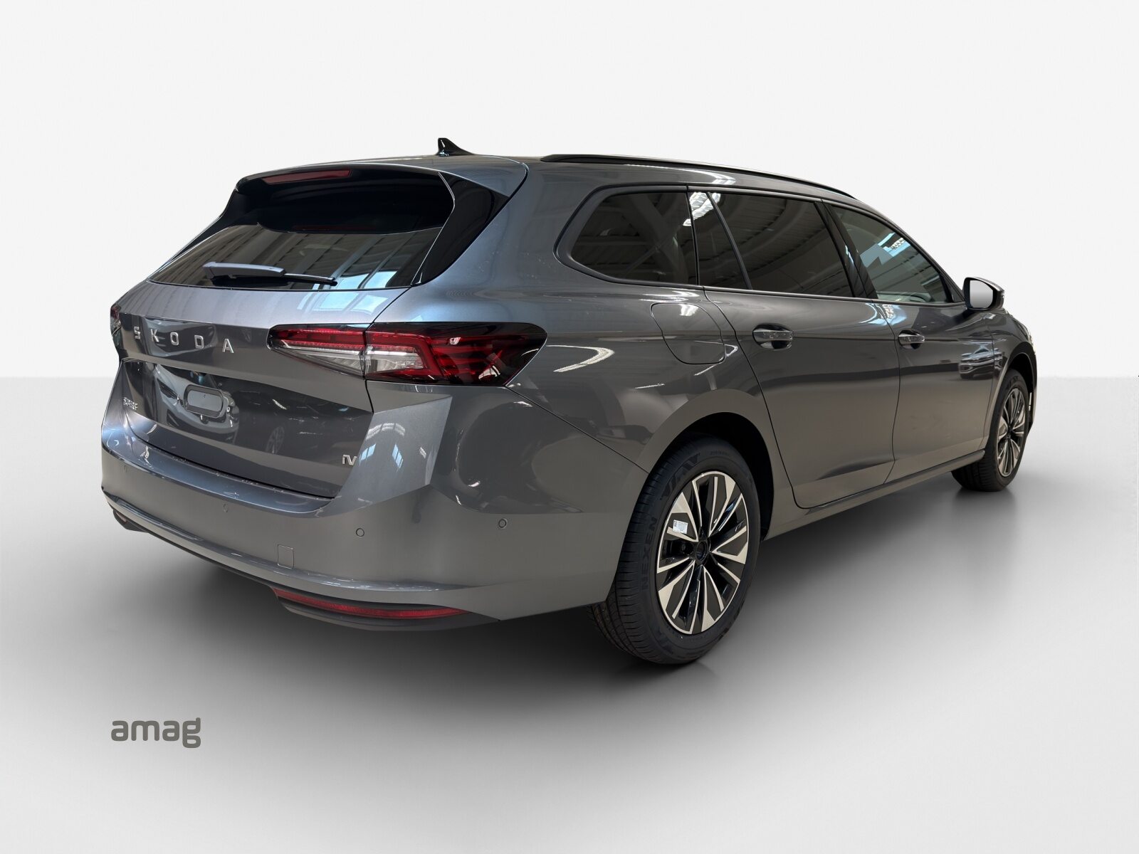 SKODA Superb iV Selection, Hybride Intégral Essence/Électricité, Occasion / Utilisé, Automatique - 5