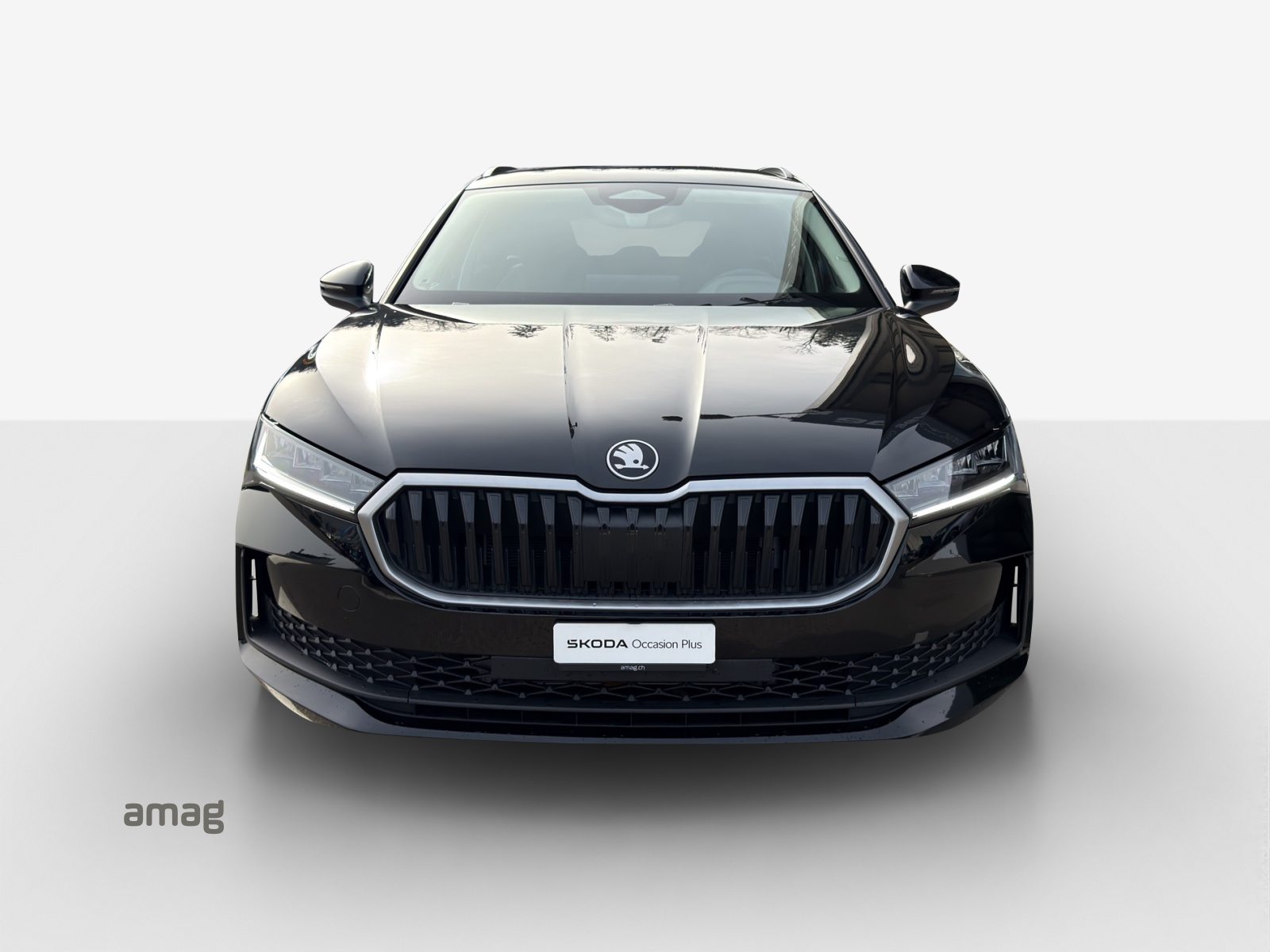 SKODA Superb iV Selection, Full-Hybrid Petrol/Electric, Second hand / Used, Automatic - 7